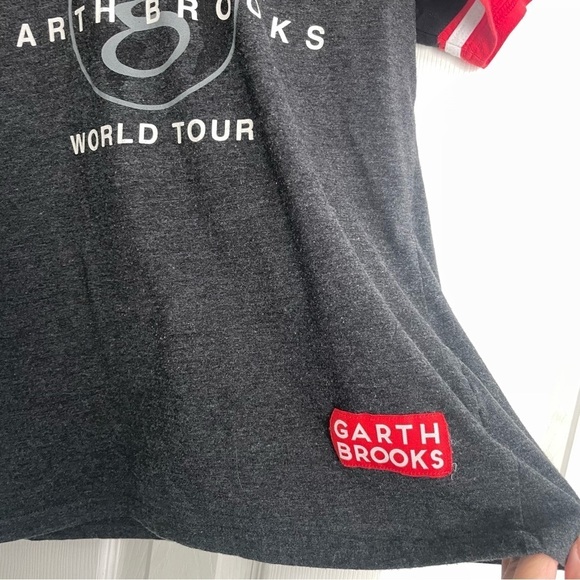 Garth Brooks World Tour Jersey Style T-shirt Concert Shirt Red Black | Large - Picture 2 of 5